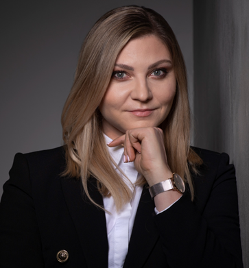 Karolina Krzal-Kwiatkowska